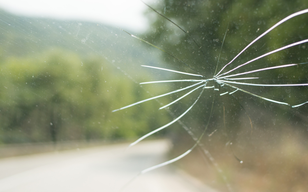 Prompt Auto Glass Repair and Windshield Replacement